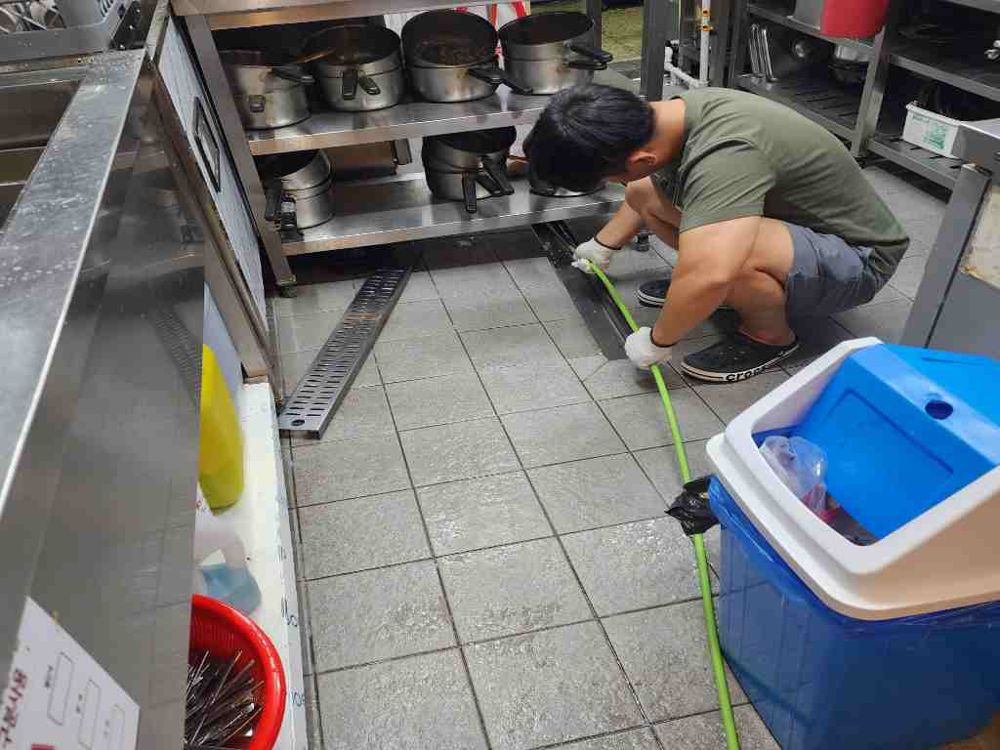 과천 식당 주방 배수로 막힘 뚫음